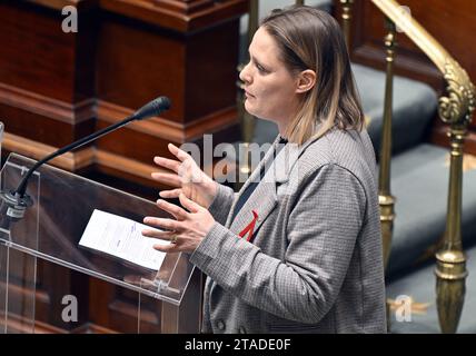 Brüssel, Belgien November 2023 30. Eva Platteau von Groen, dargestellt während einer Plenartagung des Plenums über den belgischen EU-Ratsvorsitz im Bundesparlament in Brüssel am Donnerstag, den 30. November 2023. BELGA PHOTO ERIC LALMAND Credit: Belga News Agency/Alamy Live News Stockfoto