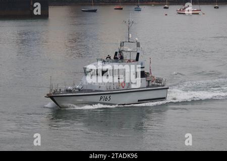 Das Schnelltrainingsboot der Royal Navy P2000 Archer Klasse HMS (P165) startet von der Marinebasis Stockfoto