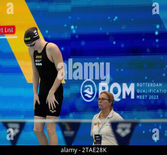 ROTTERDAM - Marrit Steenbergen am ersten Tag der Rotterdam Qualifikation trifft Schwimmen im Rotterdam Swimming Center. ANP IRIS VAN DEN BROEK Stockfoto