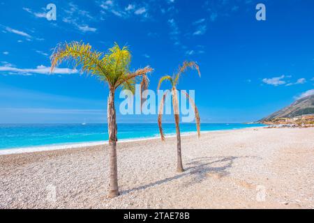 Albanien, Provinz Vlora, Dhermi, Badeort an der albanischen Riviera, Strand Drymades Stockfoto