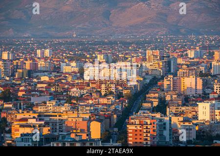 Albanien, Shkoder, Panoramablick über die Stadt vom Schloss Rozafa Stockfoto