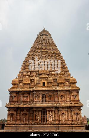 Hauptturm im Komplex des Thanjavur Großen Tempels (auch Thanjai Periya Kovil in tamilischer Sprache genannt). Stockfoto