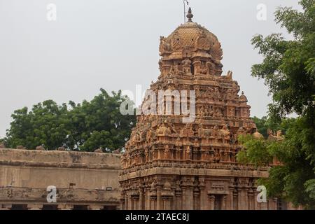 Einer der Turm im Komplex des Thanjavur Big Temple (auch Thanjai Periya Kovil in tamilischer Sprache genannt). Stockfoto