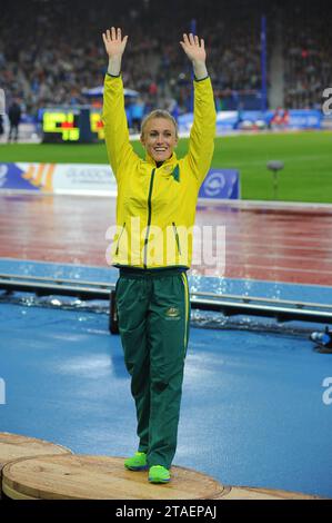 Sally Pearson Goldmedaillenzeremonie bei den 100-m-Hürden der Frauen bei den Commonwealth Games in Glasgow, Schottland, Großbritannien vom 27. Juli bis 2. August 2014. Foto von G Stockfoto