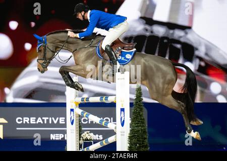 Solna, Stockholm, Schweden. November 2023 30. NED Jur Vrieling mit dem Pferd Lhynara während der Swedish International Horse Show Int. Begrüßungswettbewerb in der Friends Arena am 30. November in Solna (Foto: © Johan Dali/ZUMA Press Wire) NUR REDAKTIONELLE VERWENDUNG! Nicht für kommerzielle ZWECKE! Stockfoto