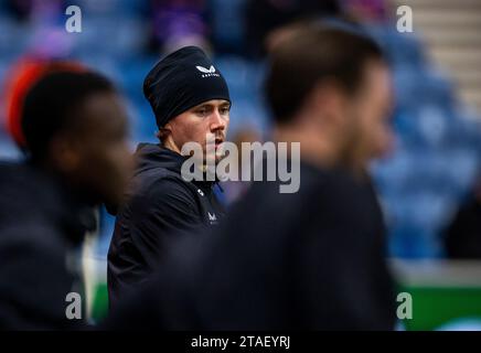 30. November 2023; Ibrox Stadium, Glasgow, Schottland: Europa League, Group Stage Football, Rangers gegen Aris Limassol; Todd Cantwell der Rangers während des warm Up Stockfoto