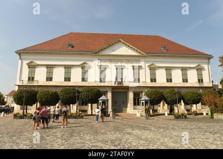 Budapest, Ungarn - 30. August 2018: Der Palast Sándor (Sandor-palota) ist der offizielle Wohnsitz des ungarischen Präsidenten und Sitz des Amtes o Stockfoto