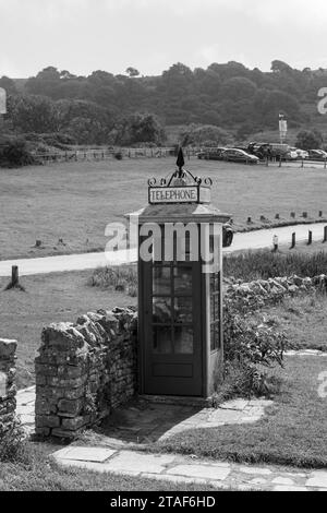 Der Telefonkiosk K1 im Dorf Tyneham in Dorset Stockfoto