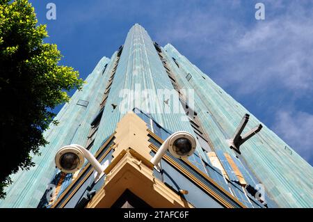 Das ikonische Eastern Columbia Building im Zentrum von LA ist ein wunderschönes Beispiel für Art déco-Architektur. Stockfoto