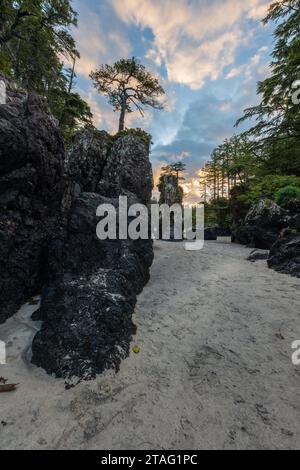 San Josef Bay Seestapel bei Sonnenuntergang. Stockfoto