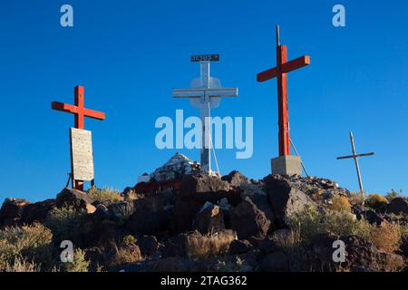 Der Schrein kreuzt den Tome Hill, den Tome Hill Park, den El Camino Real de Tierra Adentro National Historic Trail, New Mexico Stockfoto