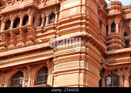 Außenansicht des Govind Dev Ji Temple, Vrindavan, Uttar Pradesh, Indien Stockfoto