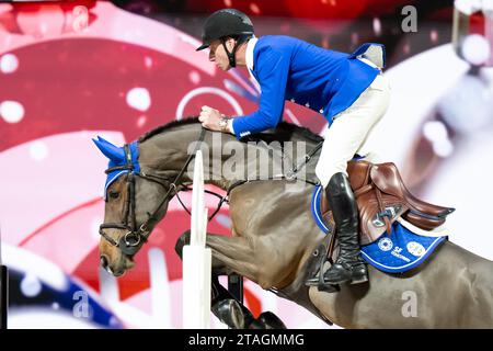 Solna, Stockholm, Schweden. November 2023 30. NED Jur Vrieling mit dem Pferd Lhynara während der Swedish International Horse Show Int. Begrüßungswettbewerb in der Friends Arena am 30. November in Solna (Foto: © Johan Dali/ZUMA Press Wire) NUR REDAKTIONELLE VERWENDUNG! Nicht für kommerzielle ZWECKE! Stockfoto