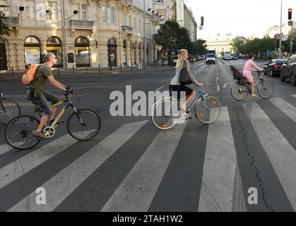 Budapest, Ungarn - 29. August 2017: Radfahrer auf der Straße von Budapest. Stockfoto