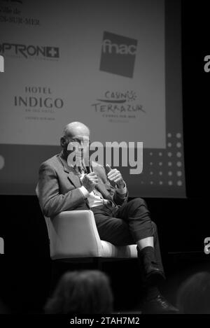 BORIS CYRULNIK nimmt an einer Konferenz in Cagnes sur Mer, Frankreich, Teil. Stockfoto