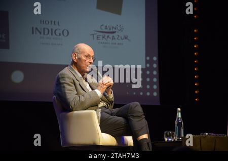 BORIS CYRULNIK nimmt an einer Konferenz in Cagnes sur Mer, Frankreich, Teil. Stockfoto