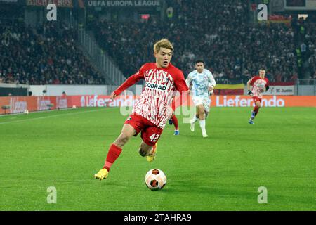 Freiburg, Deutschland. November 2023 30. Ritsu Doan (SC Freiburg) beim Spiel der Fussball-Europa-League - Gruppenphase: SC Freiburg vs Olympiakos Piräus Credit: dpa/Alamy Live News Stockfoto