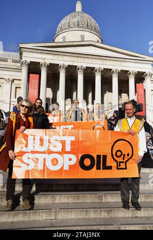 England, London, Trafalgar Square, Just Stop Oil Protest, 23. November 2023. Stockfoto