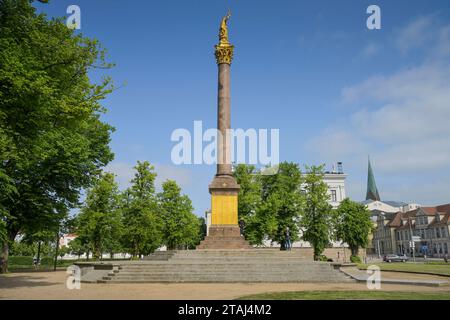 Siegessäule, Schloßstraße, Schwerin, Mecklenburg-Vorpommern, Deutschland *** Siegessäule, Schloßstraße, Schwerin, Mecklenburg-Vorpommern, Deutschland Stockfoto