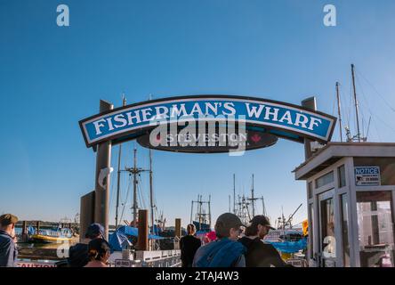 Steveston, BC, Kanada – 7. Oktober 2023: Richmond's Steveston Village ist ein einzigartiges kanadisches Küstenziel voller Geschichte und Charme Stockfoto