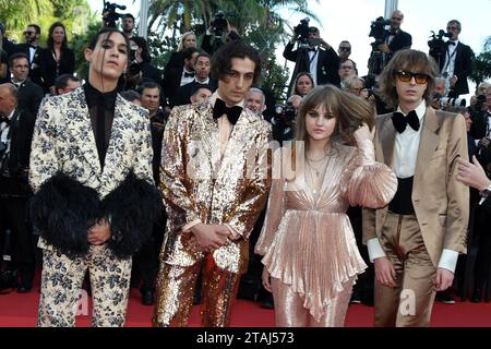 CANNES, FRANKREICH - 25. MAI: Ethan Torchio, Thomas Raggi, Damiano David und Victoria de Angelis nehmen an der Vorführung von "Elvis" während des 75. Jährlichen Cannes Teil Stockfoto