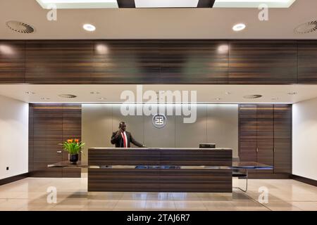 Inneneinrichtung der Industrial and Commercial Bank of China (ICBC) in London, Großbritannien. Stockfoto