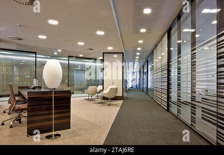 Inneneinrichtung der Industrial and Commercial Bank of China (ICBC) in London, Großbritannien. Stockfoto