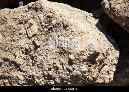 Die bosnische Pyramide in Visoko, was einige eine antike Pyramide nennen und was andere einen Hügel nennen Stockfoto