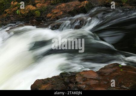 Skelwith Force am Fluss Brathay bei Skelwith Bridge, Lake District, Cumbria, England Stockfoto