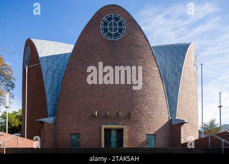 Römisch-katholische Kirche St. Engelbert, Köln/Köln-Rhiel von Dominikus Böhm, 1930-2, ein bedeutender moderner Kirchenbau in Deutschland. Stockfoto