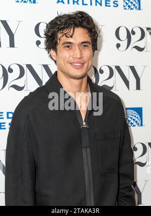 New York, USA. November 2023 30. Charles Melton nimmt am 30. November 2023 am 92NY in New York Teil. (Foto: Lev Radin/SIPA USA) Credit: SIPA USA/Alamy Live News Stockfoto