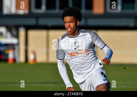 Swansea, Wales. 1. Dezember 2023. Kristian Fletcher aus Swansea City während des U21 Professional Development League-Spiels zwischen Swansea City und Colchester United am 1. Dezember 2023 an der Swansea City Academy in Swansea, Wales. Quelle: Duncan Thomas/Majestic Media/Alamy Live News. Stockfoto