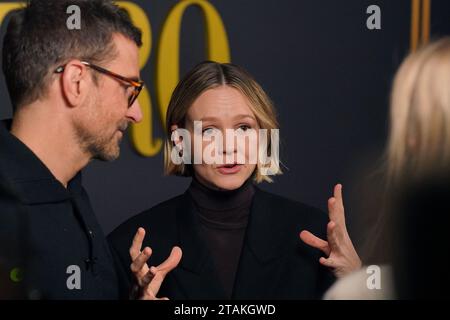 Bradley Cooper und Carey Mulligan kommen zu einer besonderen Vorführung von Maestro im Picturehouse Central in London. Bilddatum: Freitag, 1. Dezember 2023. Stockfoto