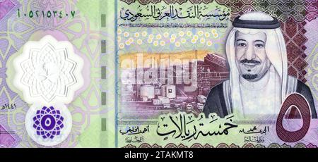 Saudi-Arabiens König Salman bin Abdulaziz Al Saud Porträt auf 5-Rial-Banknote (2020). Saudi-Rial ist die Währung Saudi-Arabiens Stockfoto