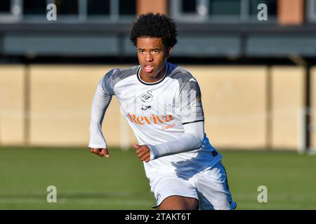 Swansea, Wales. 1. Dezember 2023. Kristian Fletcher aus Swansea City während des U21 Professional Development League-Spiels zwischen Swansea City und Colchester United am 1. Dezember 2023 an der Swansea City Academy in Swansea, Wales. Quelle: Duncan Thomas/Majestic Media/Alamy Live News. Stockfoto