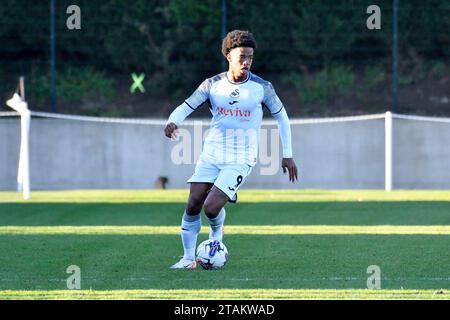 Swansea, Wales. 1. Dezember 2023. Kristian Fletcher aus Swansea City am 1. Dezember 2023 beim U21-Spiel der Professional Development League zwischen Swansea City und Colchester United an der Swansea City Academy in Swansea, Wales, Großbritannien. Quelle: Duncan Thomas/Majestic Media/Alamy Live News. Stockfoto