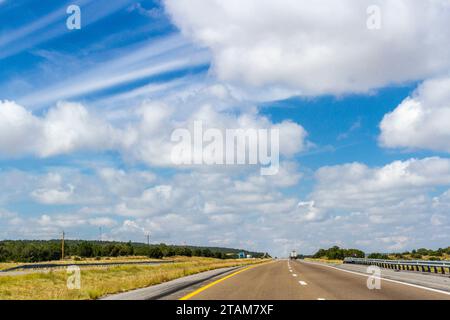 Interstate 40 zwischen Texas State Line und Albuquerque, New Mexico. Stockfoto