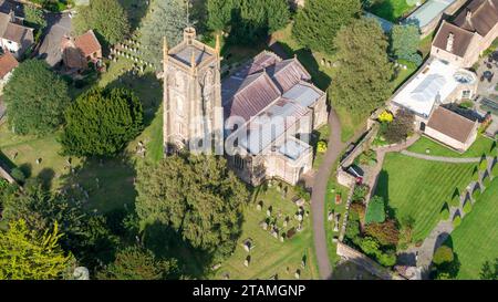 Blick über die St. Andrews Church, Chew Magna, Bristol, Großbritannien. (03-09-2023) Stockfoto