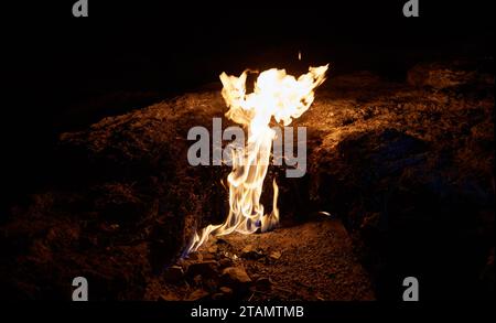 Die ständig brennenden Flammen des Monte Chimaera bei Olympos, Antalya, Türkei Stockfoto