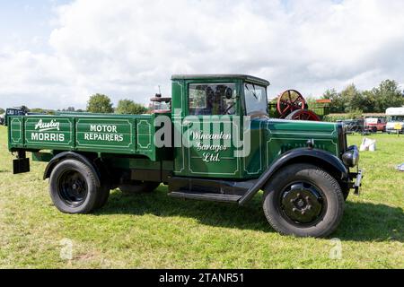 Drayton.Somerset.Vereinigtes Königreich.19. August 2023.Ein restaurierter Guy Wolf Truck aus dem Jahr 1934 ist auf einer Yesterdays Farmveranstaltung zu sehen Stockfoto