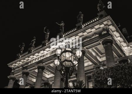 Das Teatro Juarez ist ein historisches Theater aus dem 19. Jahrhundert in der mexikanischen Stadt Guanajuato. Stockfoto