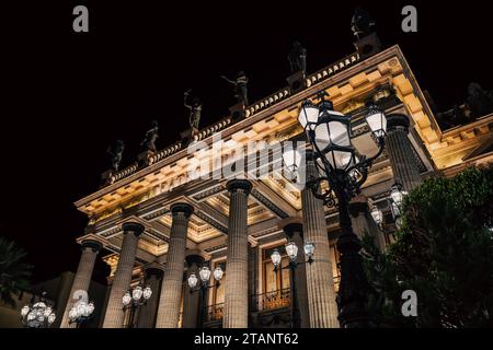 Das Teatro Juarez ist ein historisches Theater aus dem 19. Jahrhundert in der mexikanischen Stadt Guanajuato. Stockfoto