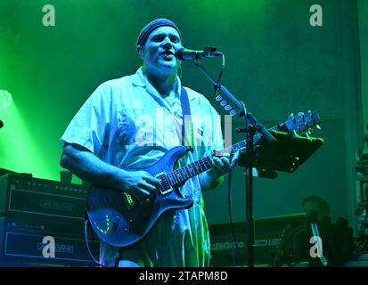 MIAMI BEACH, FL - 01. DEZEMBER: Disco Biscuits treten während des North Beach Music Festivals 2023 am 1. Dezember 2023 in Miami Beach, Florida auf. Copyright: Xmpi04x Credit: Imago/Alamy Live News Stockfoto