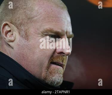 Nottingham, Großbritannien. Dezember 2023. Sean Dyche Manager von Everton während des Premier League-Spiels Nottingham Forest gegen Everton at City Ground, Nottingham, Großbritannien, 2. Dezember 2023 (Foto: Gareth Evans/News Images) in Nottingham, Großbritannien am 12.2.2023. (Foto: Gareth Evans/News Images/SIPA USA) Credit: SIPA USA/Alamy Live News Stockfoto