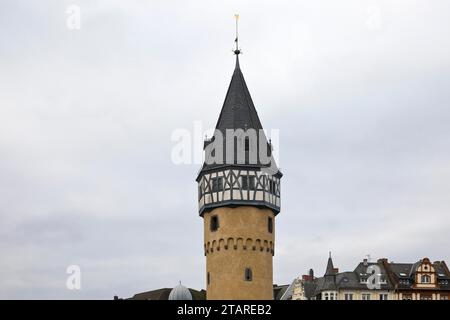 Bockenheimer Warte, wartender Turm aus dem 15. Jahrhundert, Frankfurt am Main, Hessen, Deutschland Stockfoto