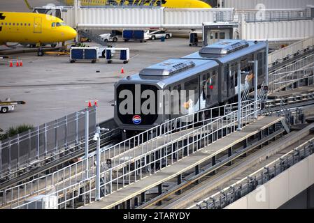 Monorail am internationalen Flughafen tampa Stockfoto