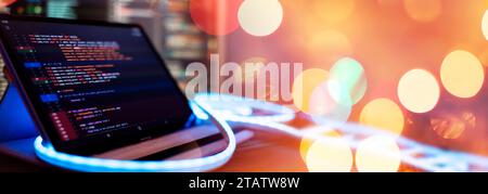 Programmiercode der Website. IT-Geschäft. Stockfoto