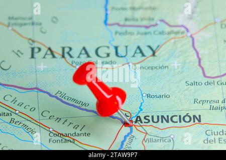 Asunción, Paraguay Pin auf der Karte Stockfoto