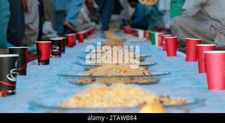 Afghanisches Essen, Essen in Afghanistan, Ramadan iftar Mahlzeit Stockfoto