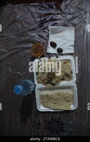 Afghanisches Essen, Essen in Afghanistan, Ramadan iftar Mahlzeit Stockfoto